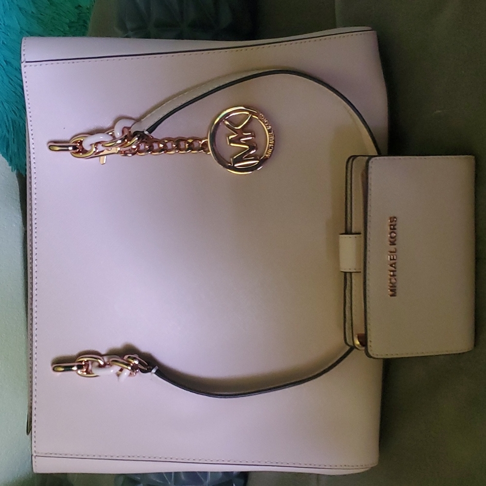 Michael kors handbag